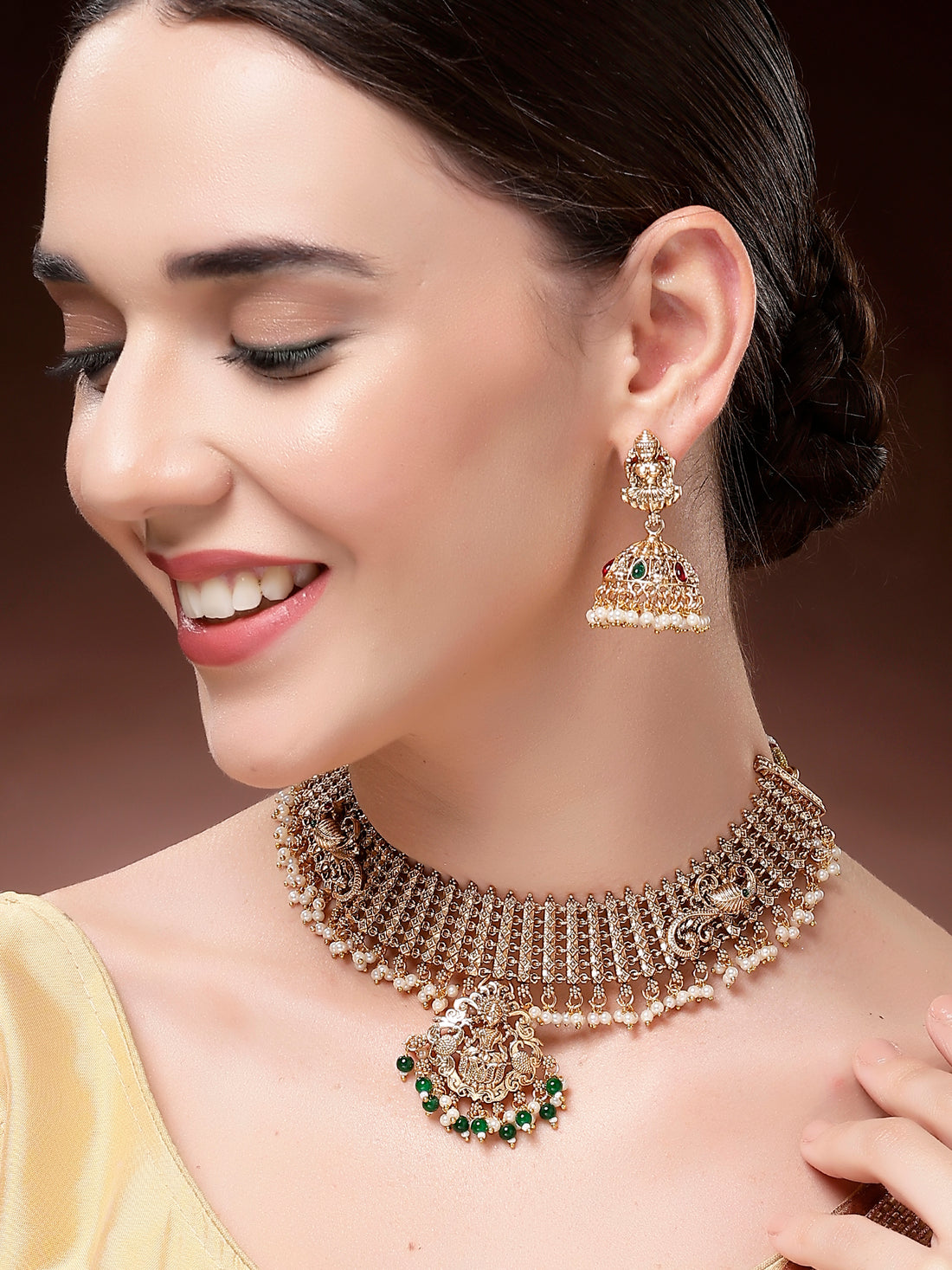 Karatcart Gold Plated Laxmi Mata and Peacock Temple Jewellery Set for Women