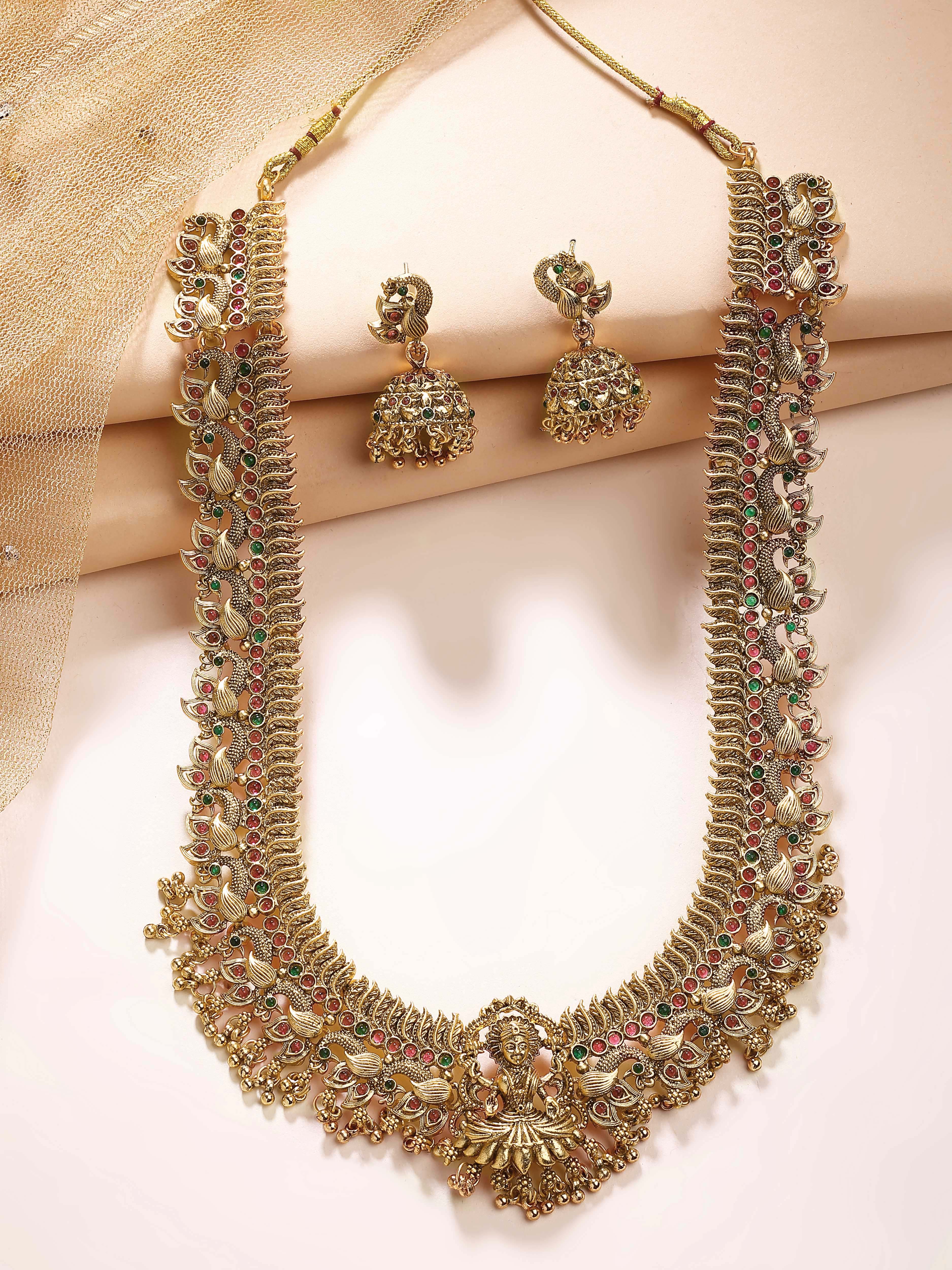 KARATCART Traditional South Indian Gold Plated Laxmi Mata Rani Haar Temple Jewellery Set for Women - Image 1