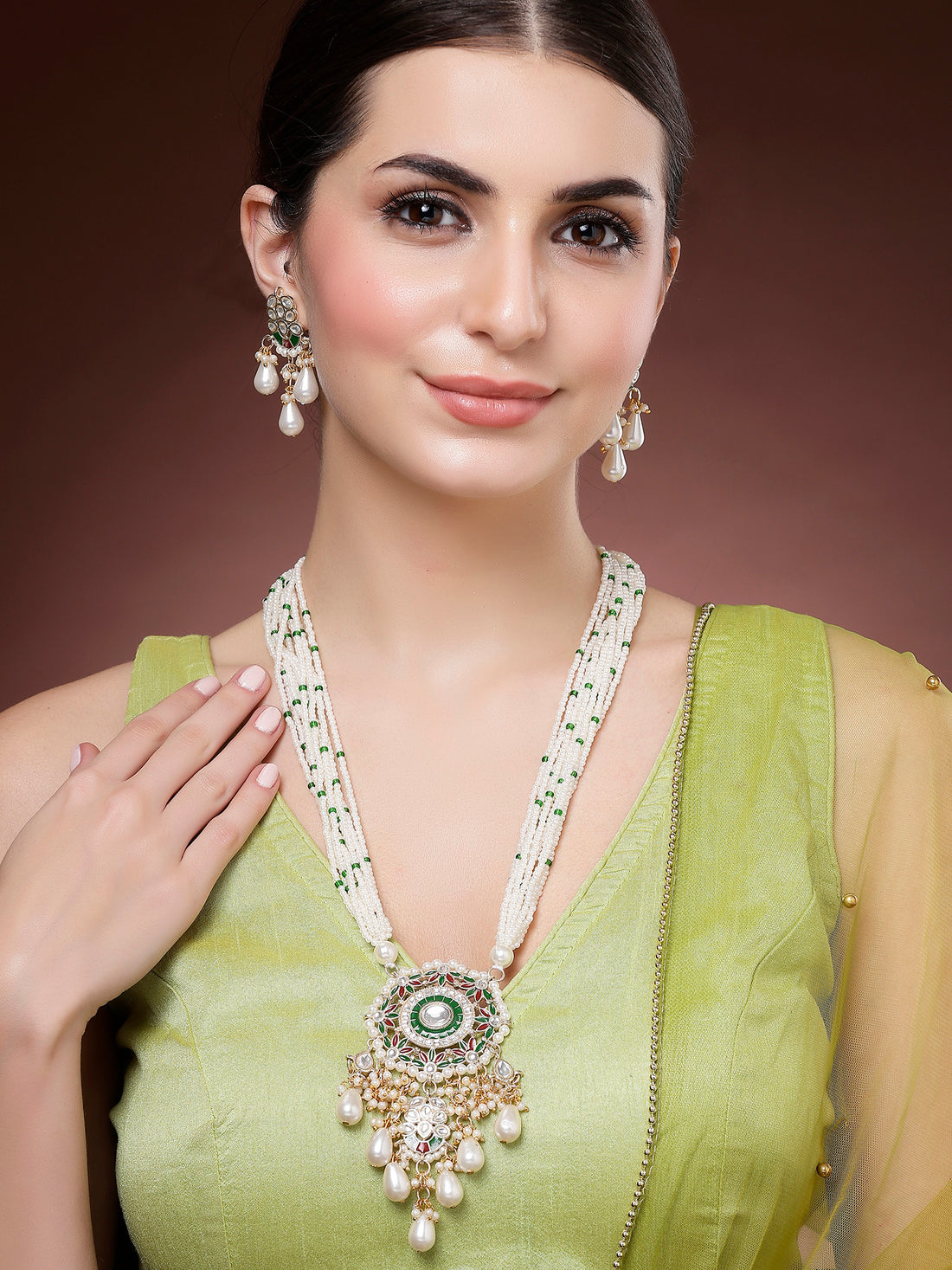 Karatcart Red & Green Beaded Long Kundan Rani Haar Necklace Set for Women