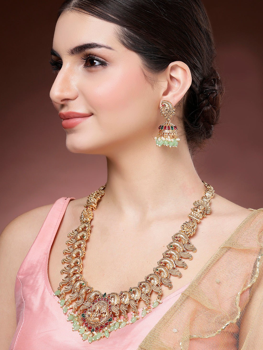 Karatcart Elegant Lime Green Tumble Gold Plated Laxmi Mata Rani Haar Temple Jewellery Set