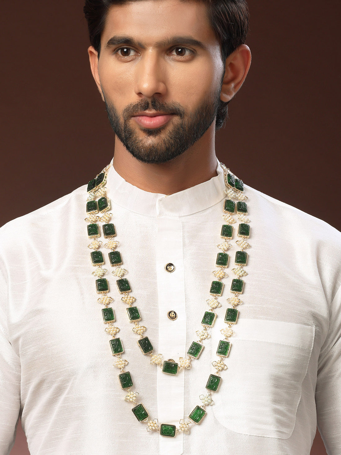 Karatcart Green Carved Stone & Pearl Floral Design Layered Maharaja Haar for Men