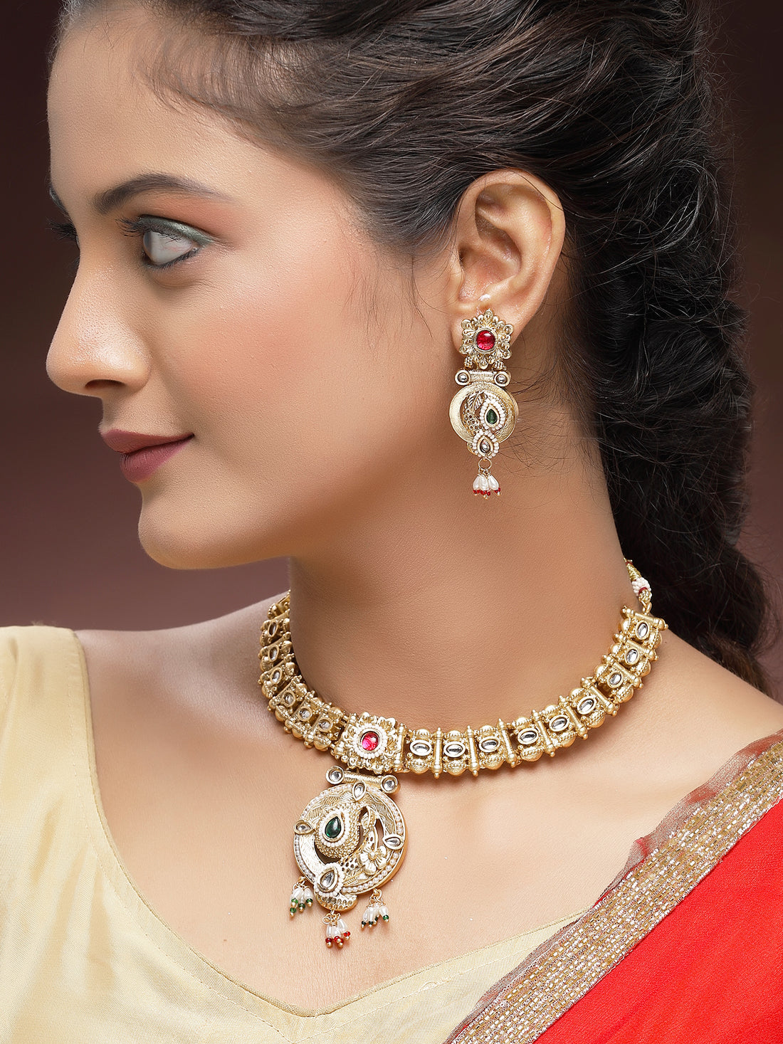 KARATCART Designer Gold-Plated Choker Necklace Set for Women