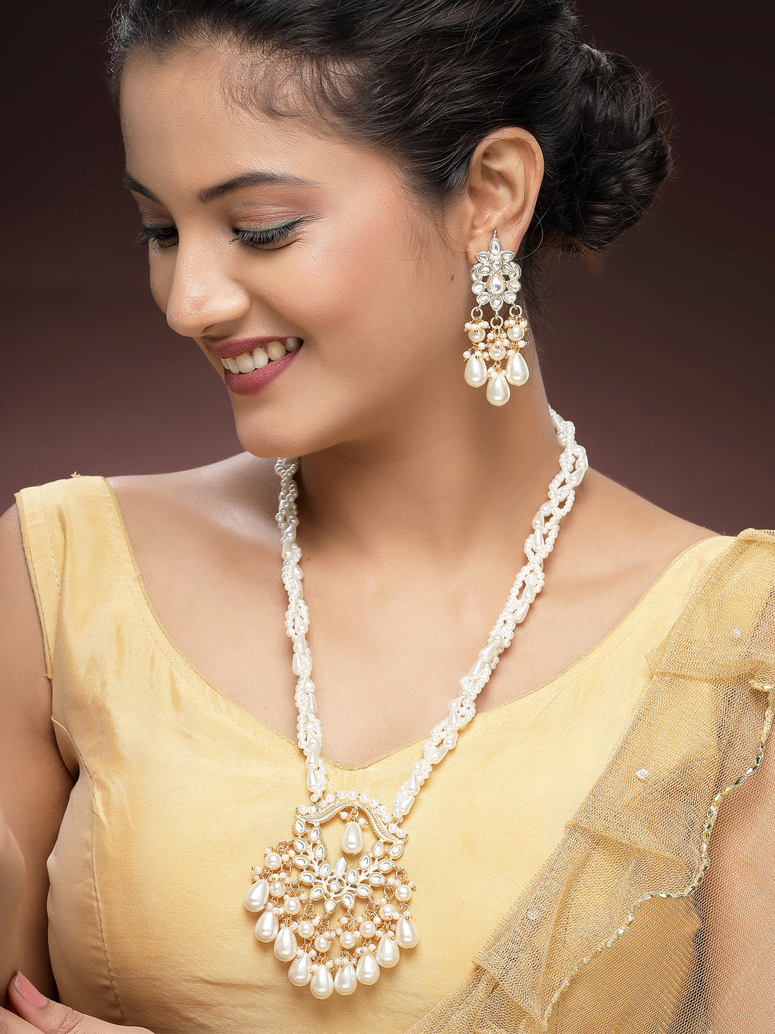 KARATCART Classic Gold-Plated Pearl Beaded Rani Haar Necklace Set for Women