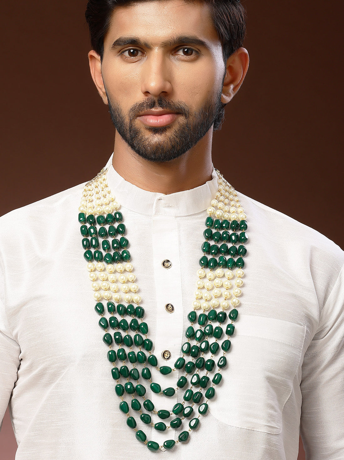 Karatcart Green Tumble and Pearl Maharaja Haar for Men