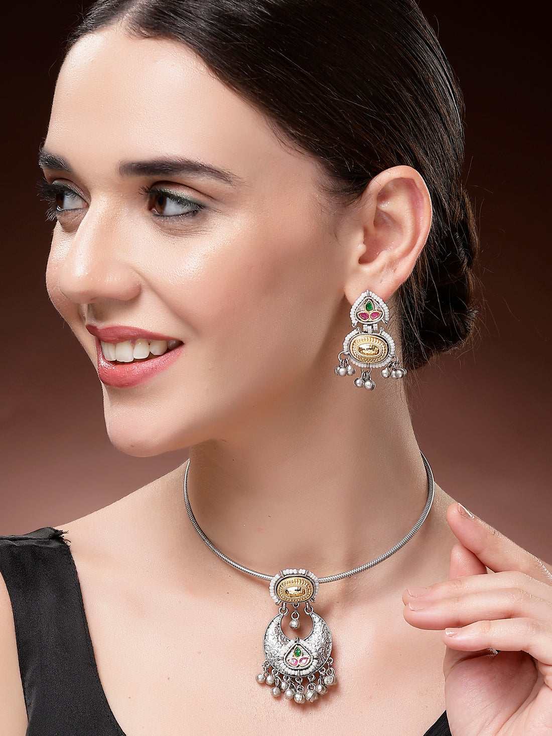 Karatcart Oxidised Silver and Gold Plated Hasli Necklace Set for Women