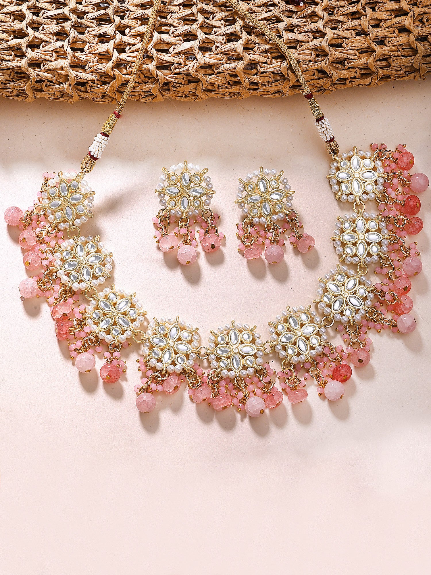 KARATCART Designer Gold-Plated Pink Beads Floral Kundan Choker Necklace Set for Women