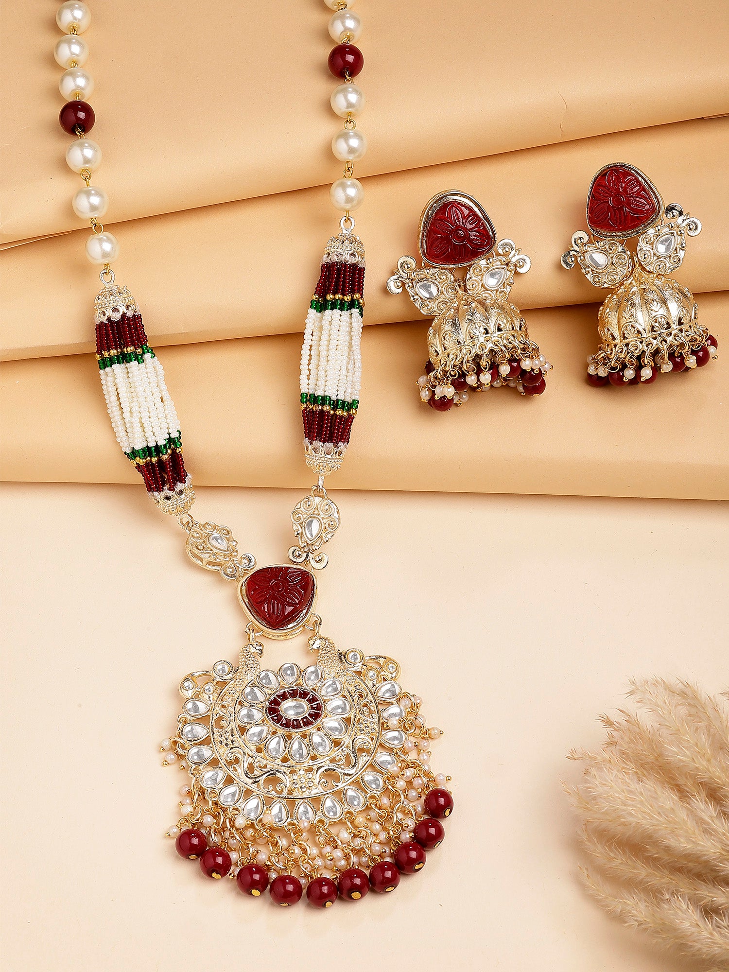 Karatcart Red Carved Stone and Pearl Studded Kundan Rani Haar Necklace Set for Women