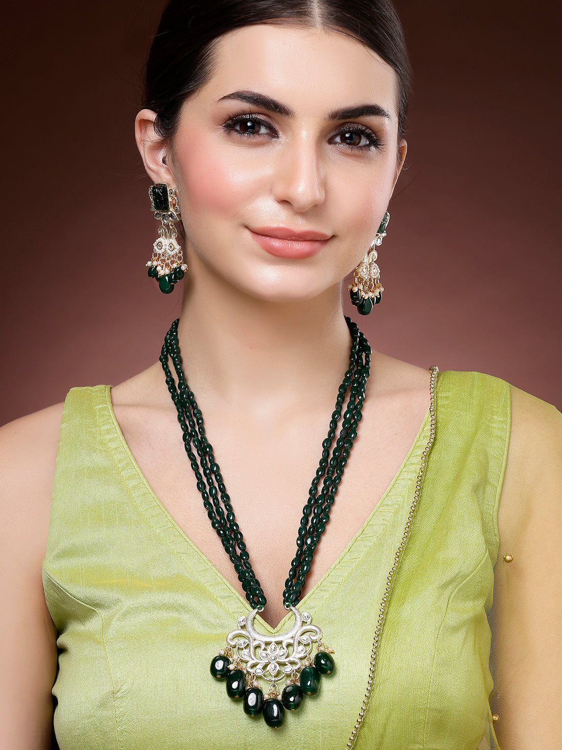 Karatcart Green Tumble Stone Kundan Rani Haar Necklace Set for Women