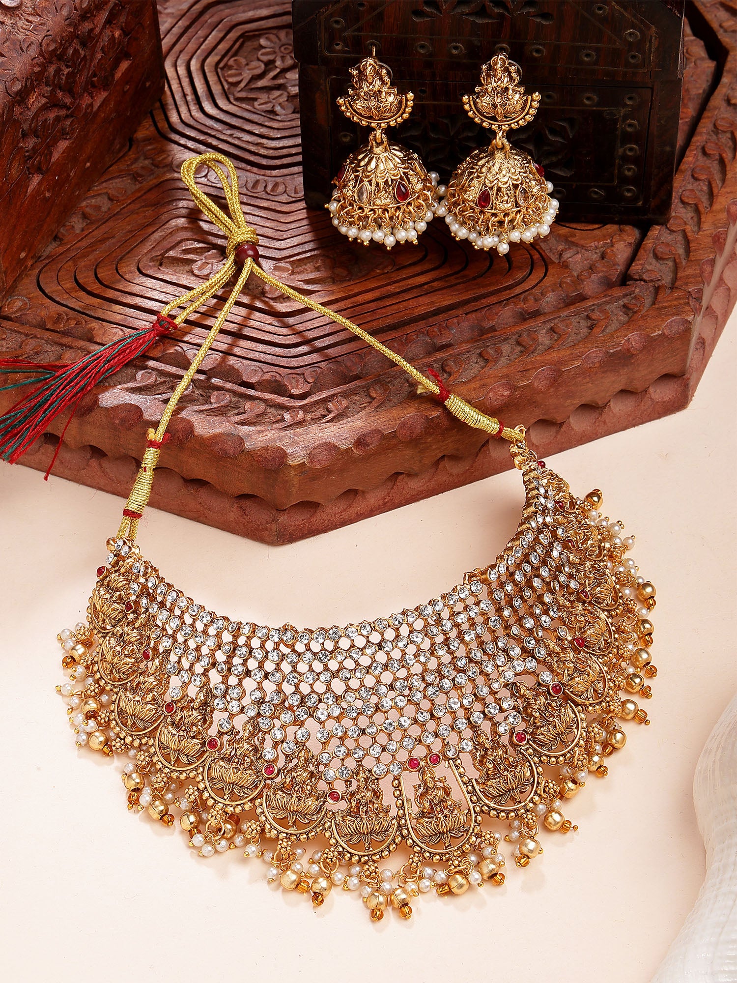 Karatcart Gold Plated Laxmi Mata Stone Studded Choker Temple Jewellery Set for Women