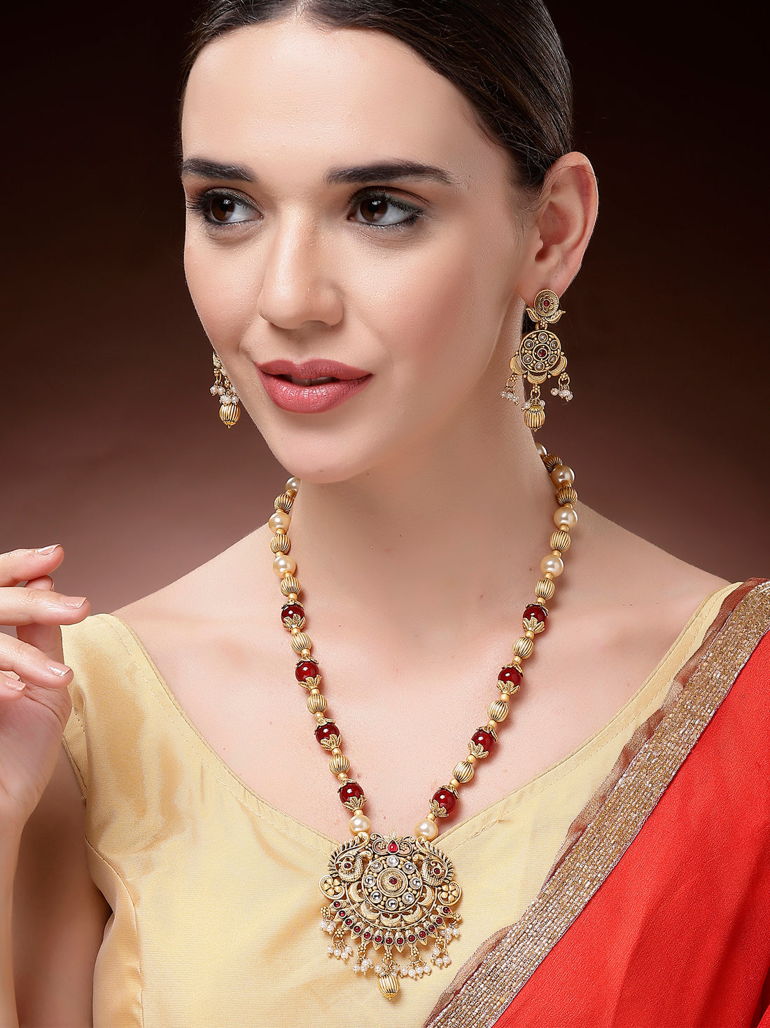 Karatcart Gold Plated Red Beads Kundan Rani Haar Necklace Set for Women