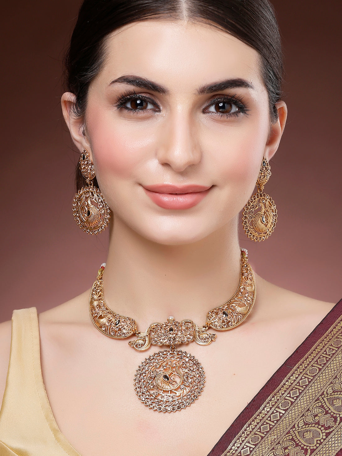 Karatcart Antique Gold Plated Stone Studded Necklace Set for Women