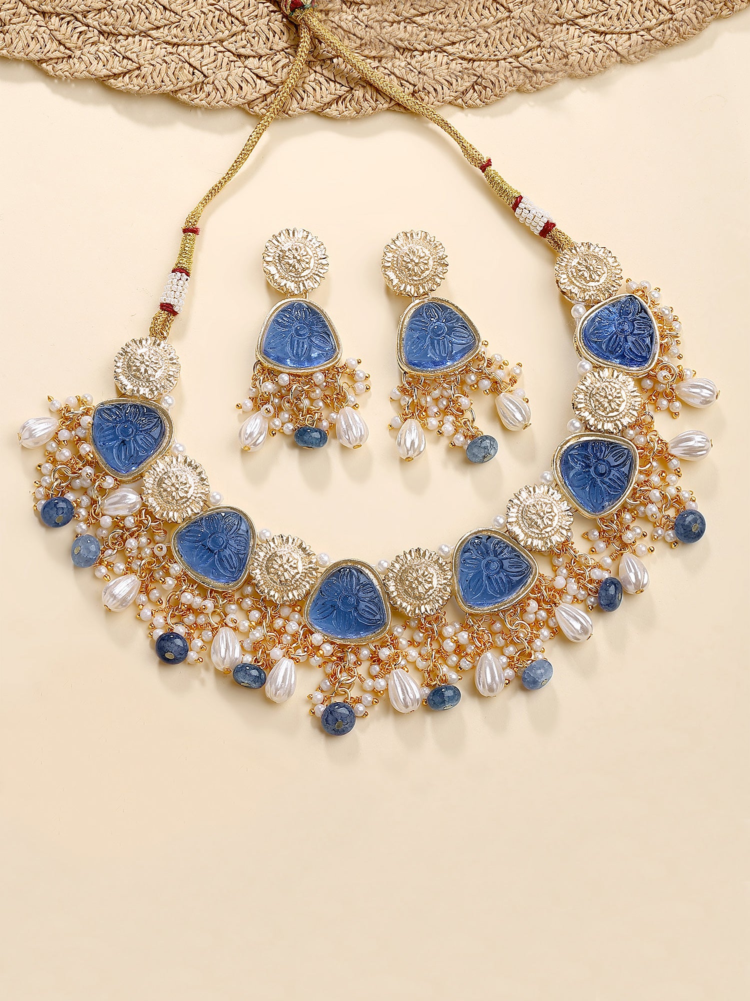 KARATCART Traditional Gold-Plated Blue Carved Stone Kundan Choker Necklace Set for Women