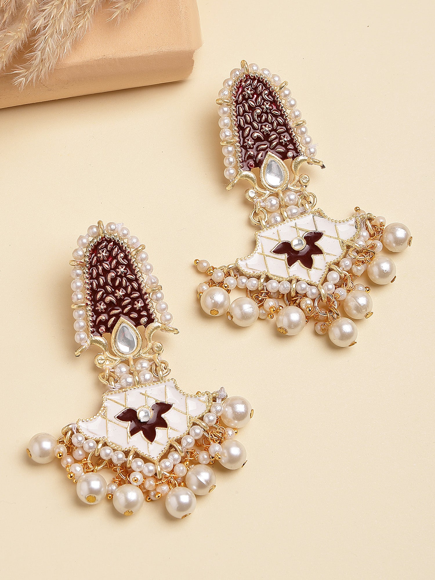 Karatcart Designer Gold Plated Maroon Meenakari Floral Kundan Dangler Earrings with Pearls