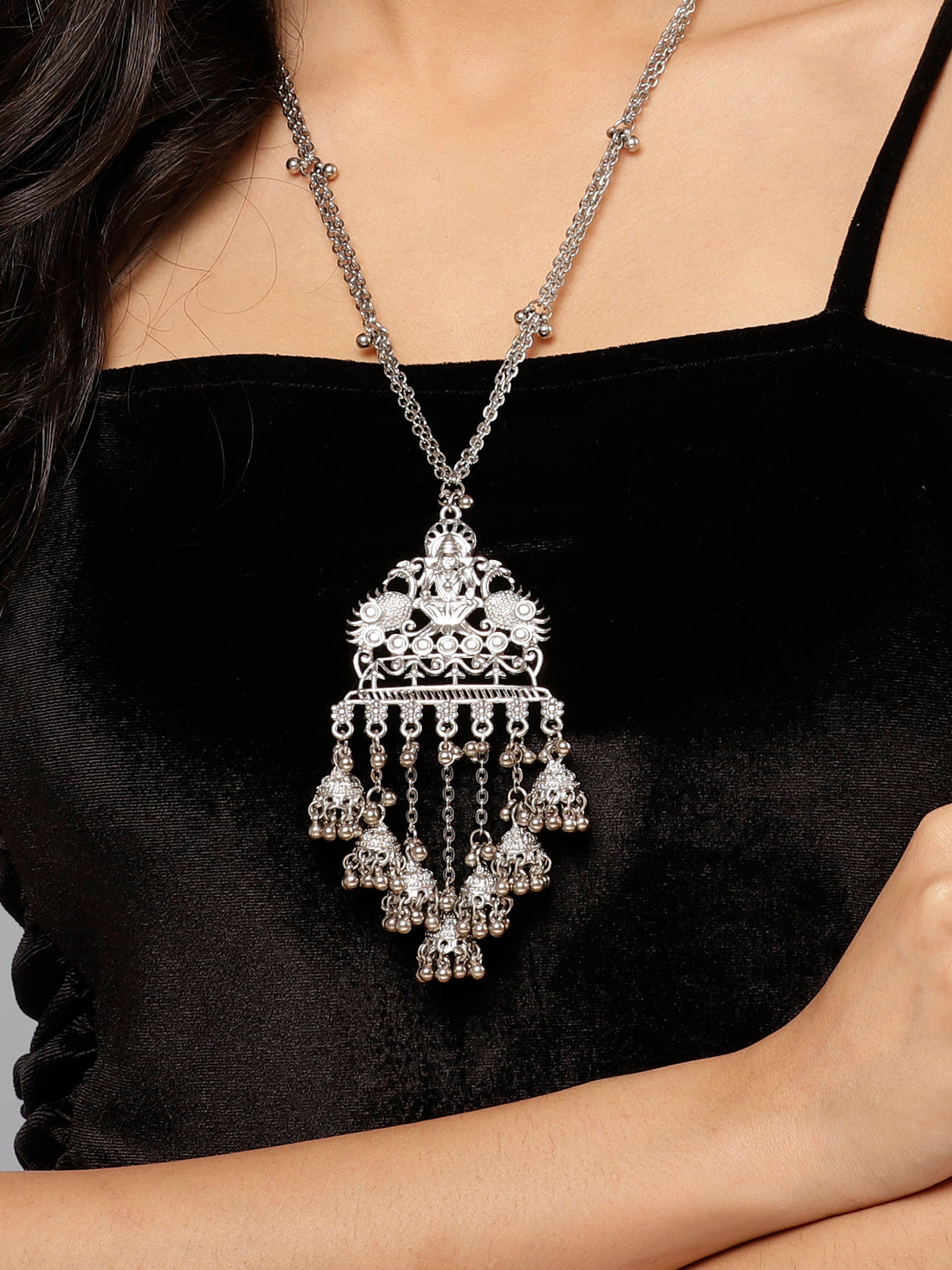 Karatcart Laxmi Mata Oxidised Silver Long Necklace Set for Women