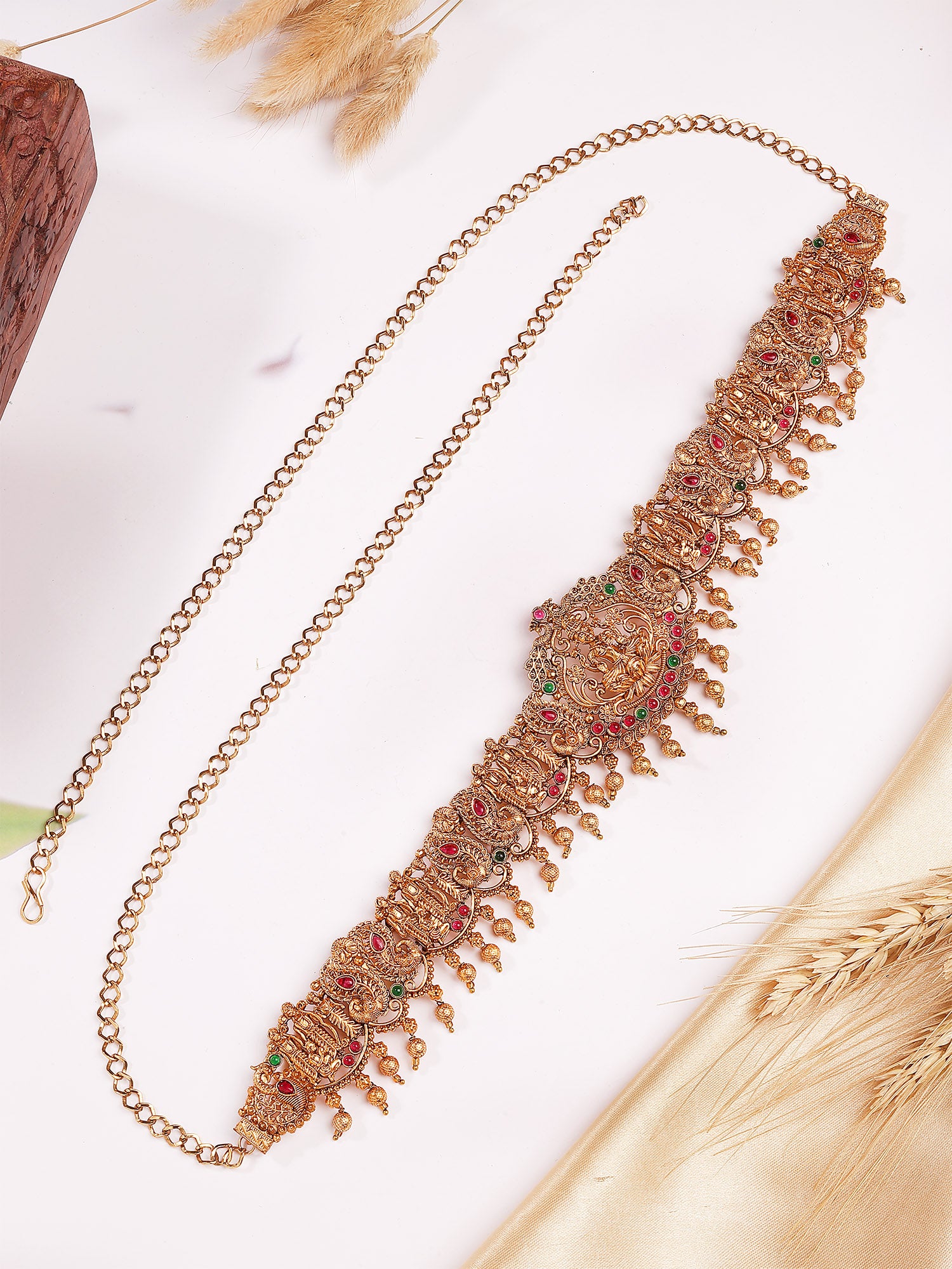 Karatcart Gold Plated Bhagwan Ram and Sita Mata Design Kamarbandh for Women