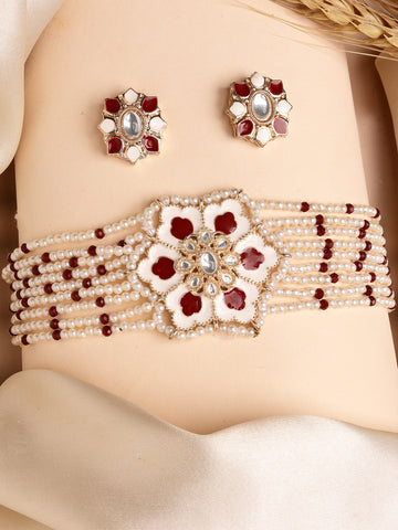 Karatcart White and Red Beaded Meenakari Choker Necklace Set for Women