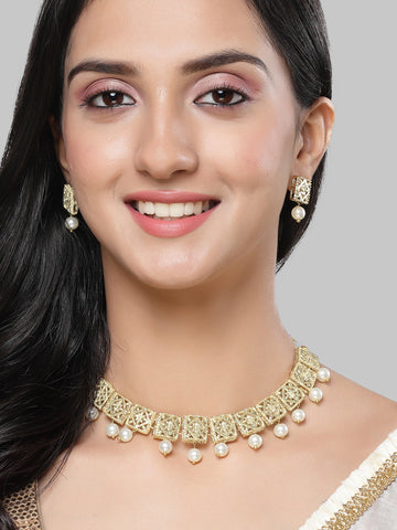 Karatcart Gold Plated Pearl and Kundan Choker Necklace Set for Women