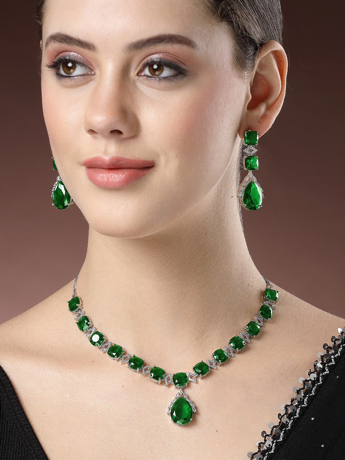 Karatcart Silver Plated Green Drop Shape Cubic Zirconia Studded Necklace Set for Women