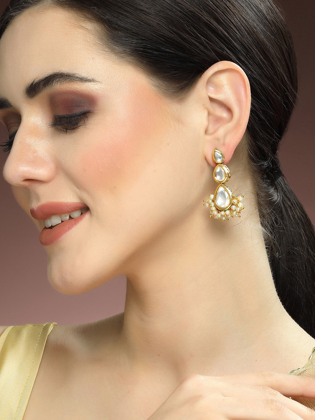 Karatcart Gold Plated Drop Shape Polki Kundan Earrings for Women