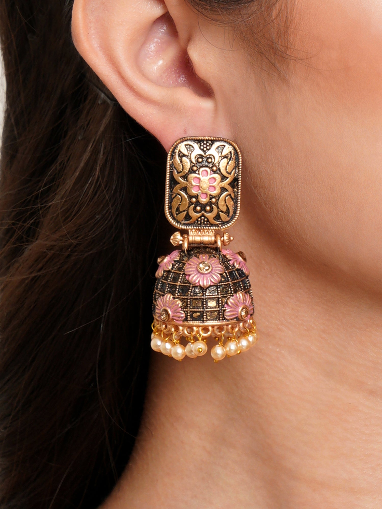 Karatcart Antique Gold Plated Floral Pink Studded Jhumki Earrings for Women - Image 1