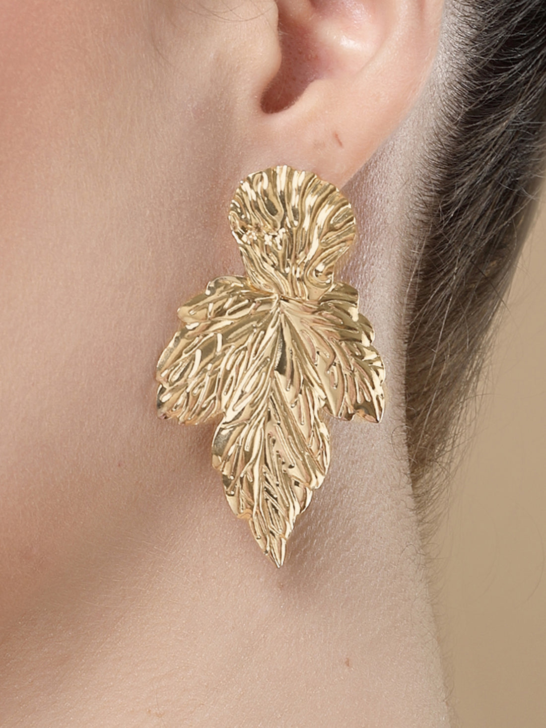 Bohey by KARATCART Gold Plated Leaf Design Dangler Earrings