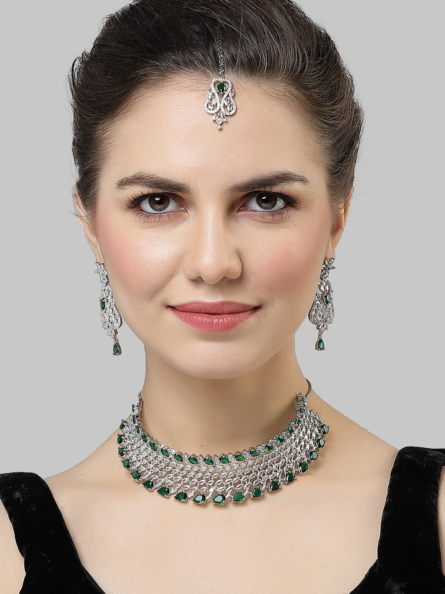 Karatcart Green Cubic Zirconia Silver Plated Choker Necklace Set for Women - Image 1
