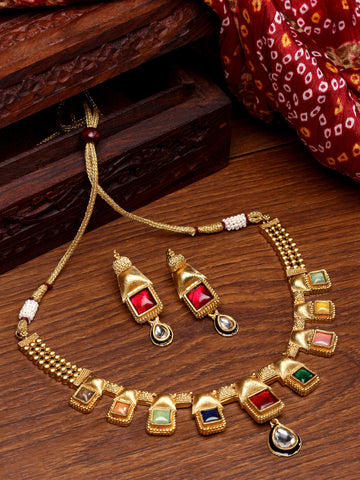 Karatcart Antique Gold Plated Multicolor Stones Studded Design Necklace Set