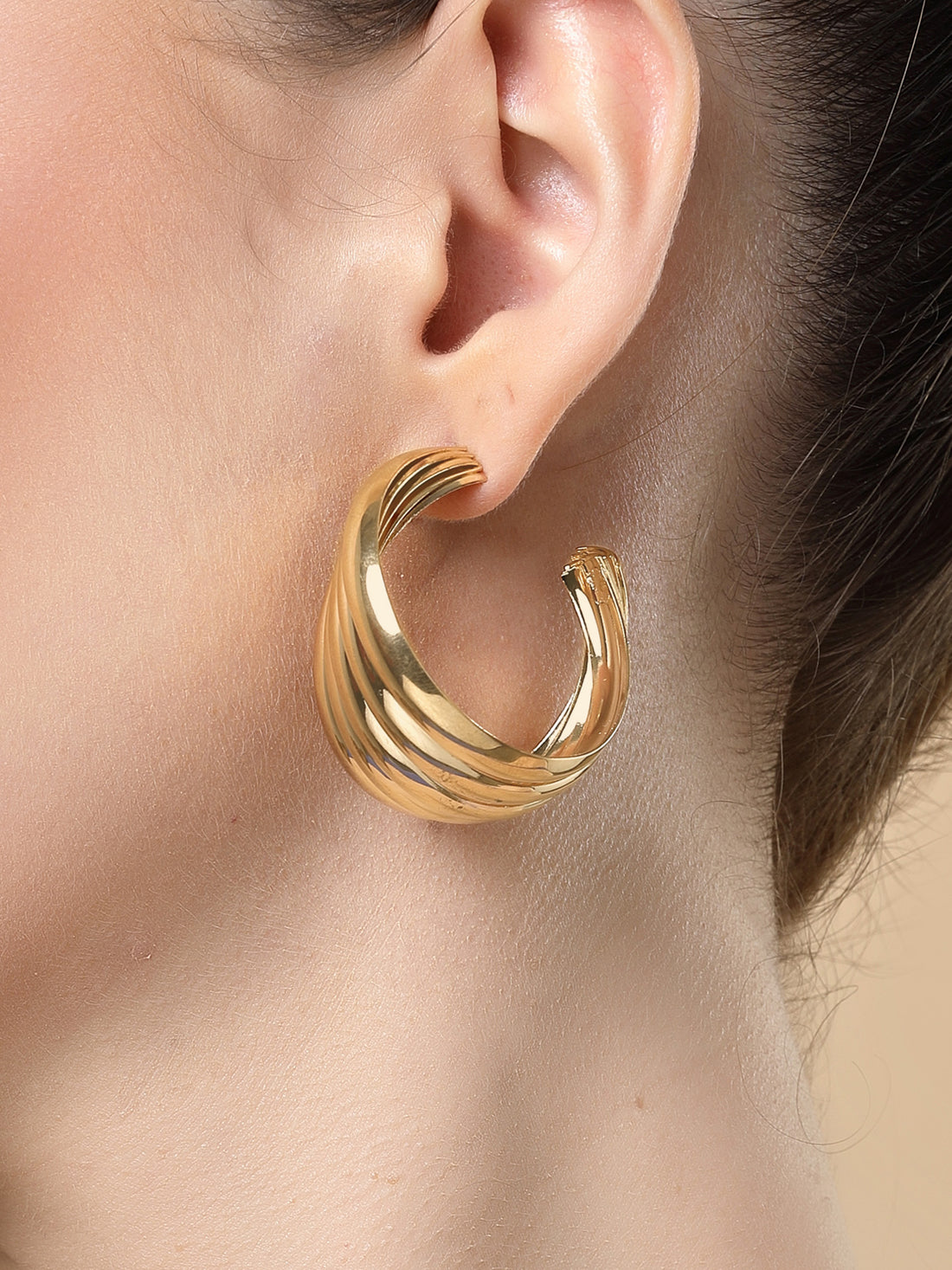 Bohey by KARATCART Gold Plated Contemporary Half Hoop Earrings