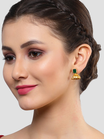 Karatcart Gold Plated Green Stone Studded Leaf Shape Jhumki Earrings for Women