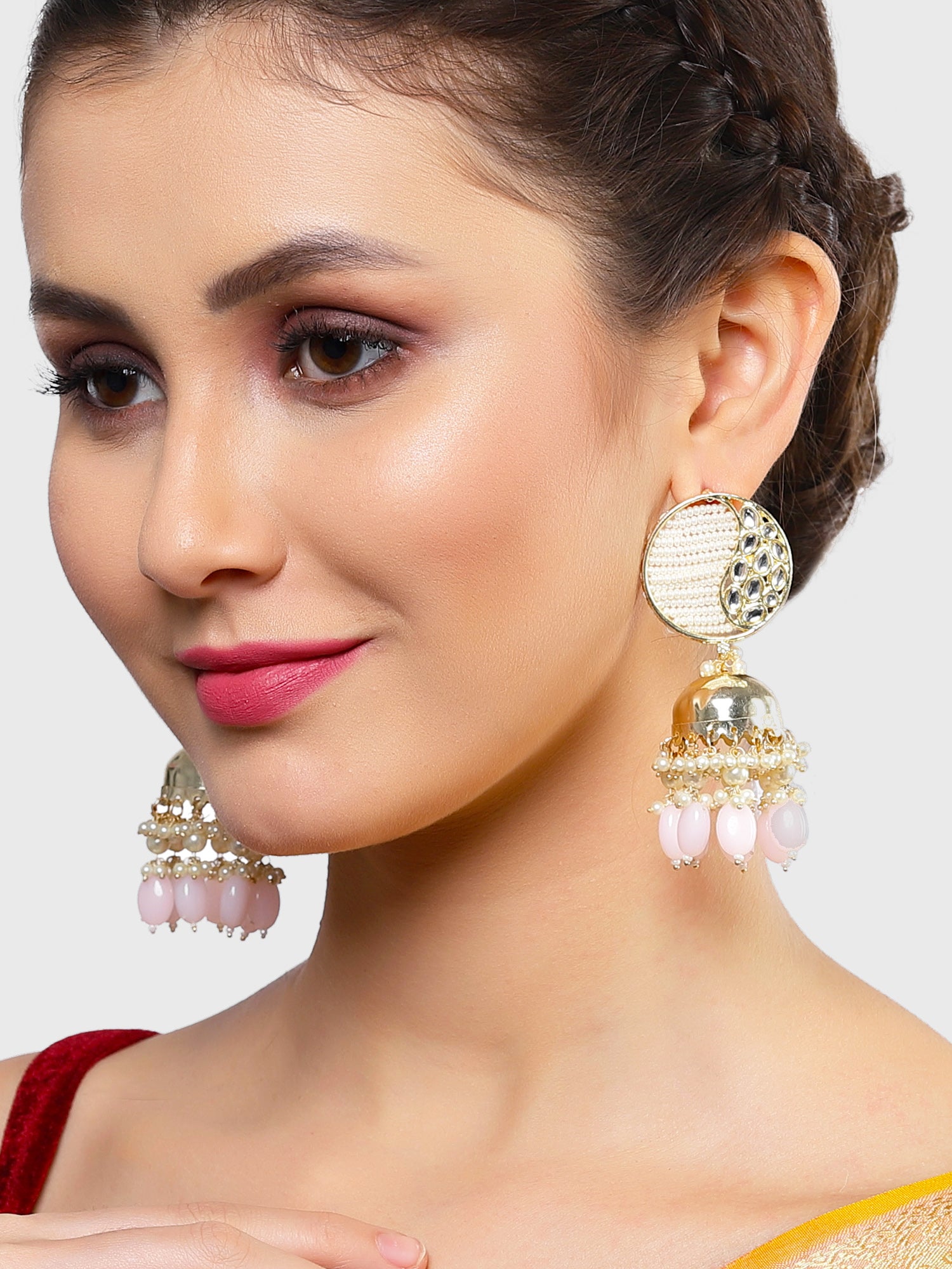 Karatcart Gold Plated Pink Tumble and Pearl Studded Kundan Jhumki Earrings for Women - Image 1