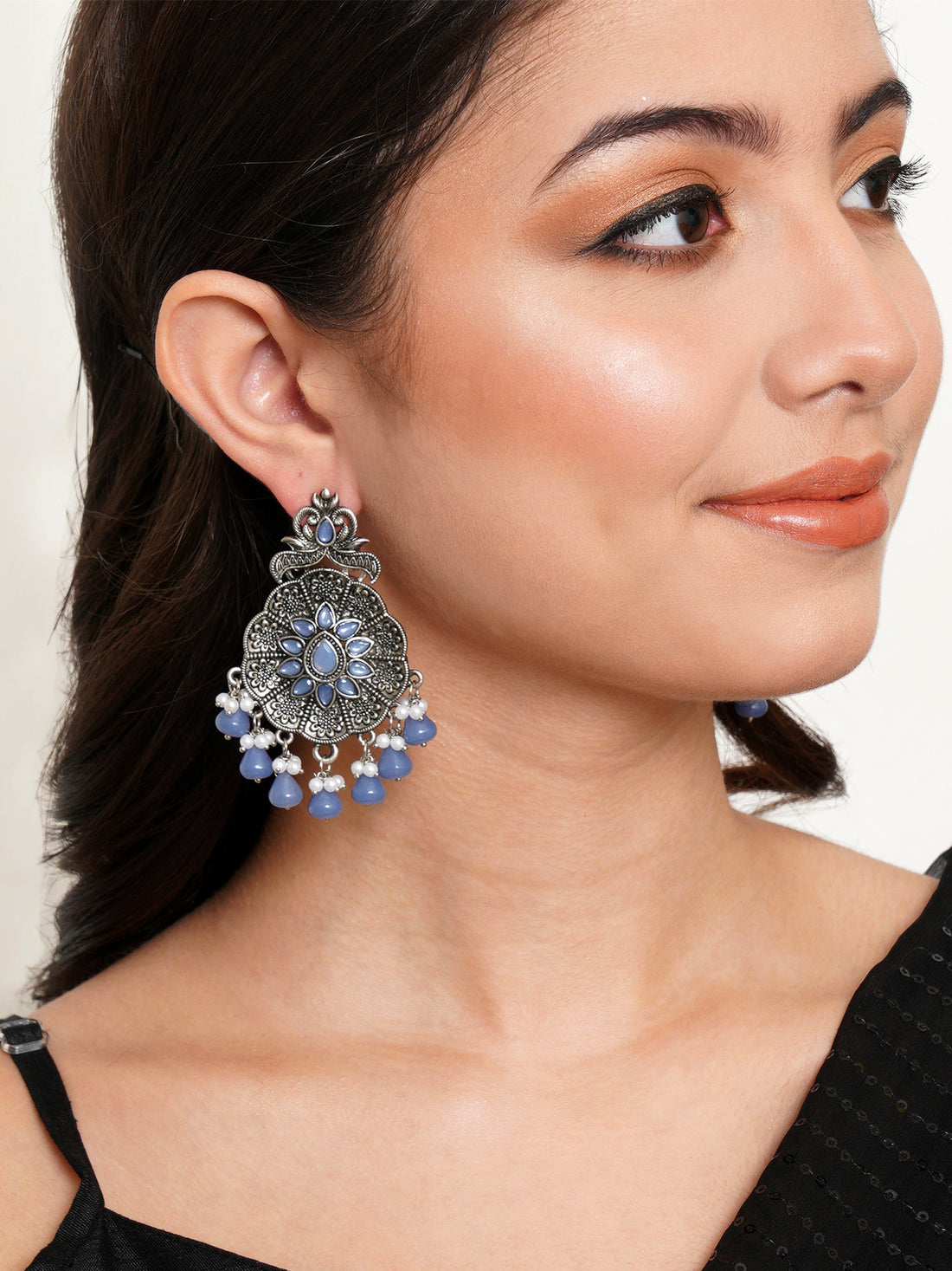 Karatcart Oxidised Silver Blue Monalisa Stone Studded Floral Dangler Earrings for Women