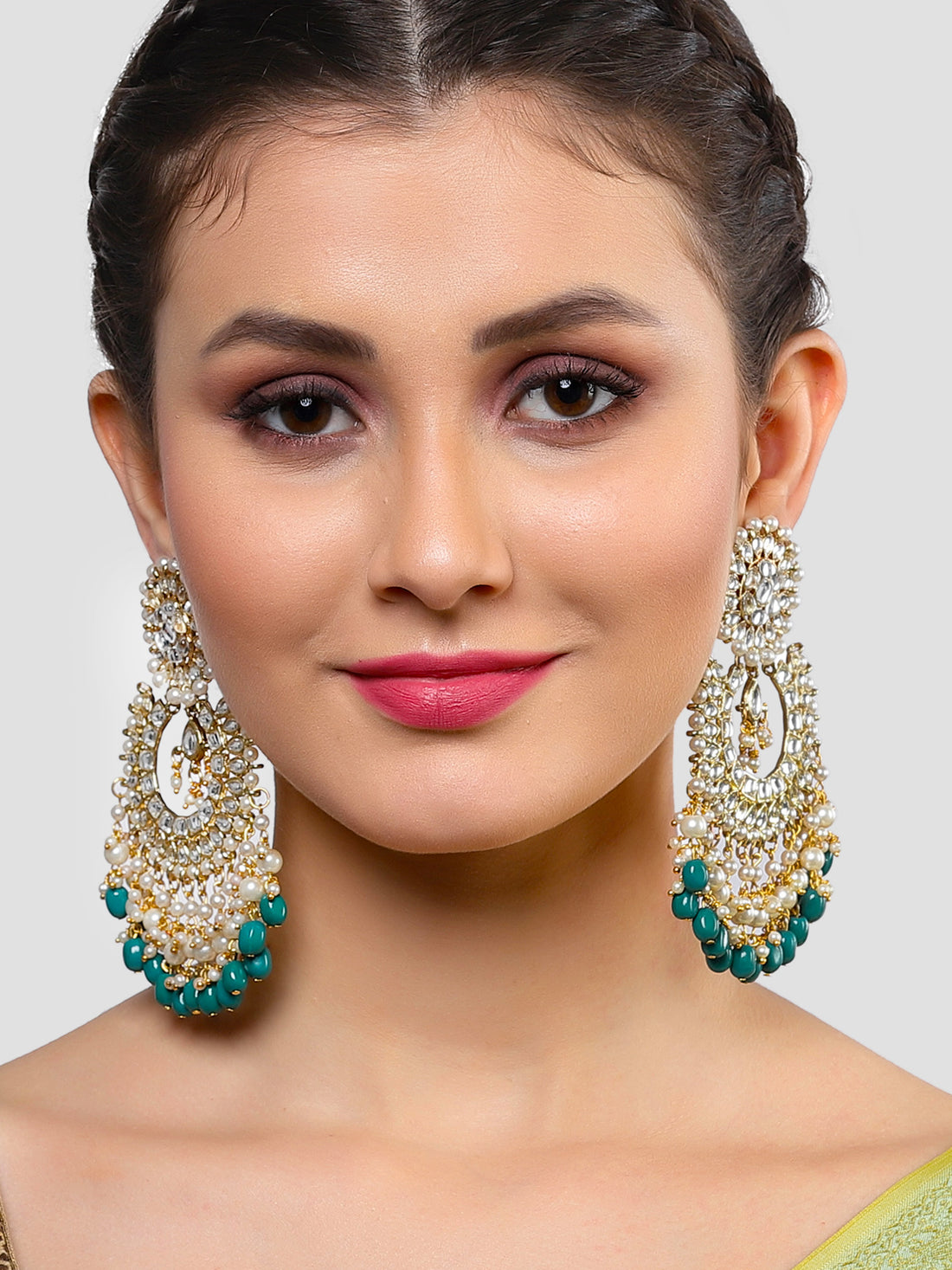 Karatcart Gold Plated Green Tumble and Pearl Studded Kundan Dangler Earrings for Women