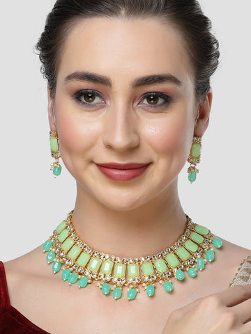 Karatcart Gold Plated Light Green Kundan and Tumble Studded Necklace Set for Women