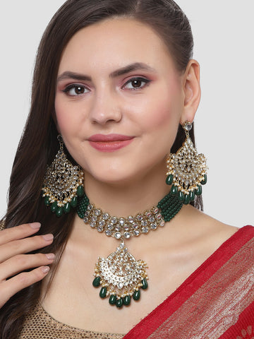 Karatcart Gold Plated Green Drop Beads Kundan Choker Necklace Set for Women