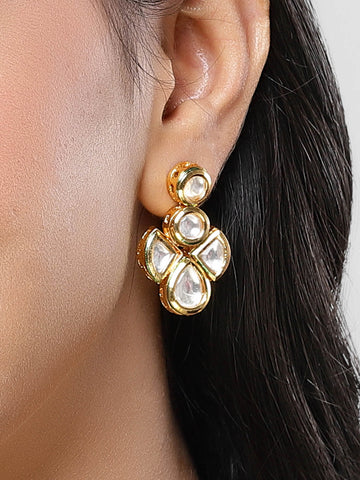 Karatcart Polki Kundan Gold-Plated Stud Earrings for Women