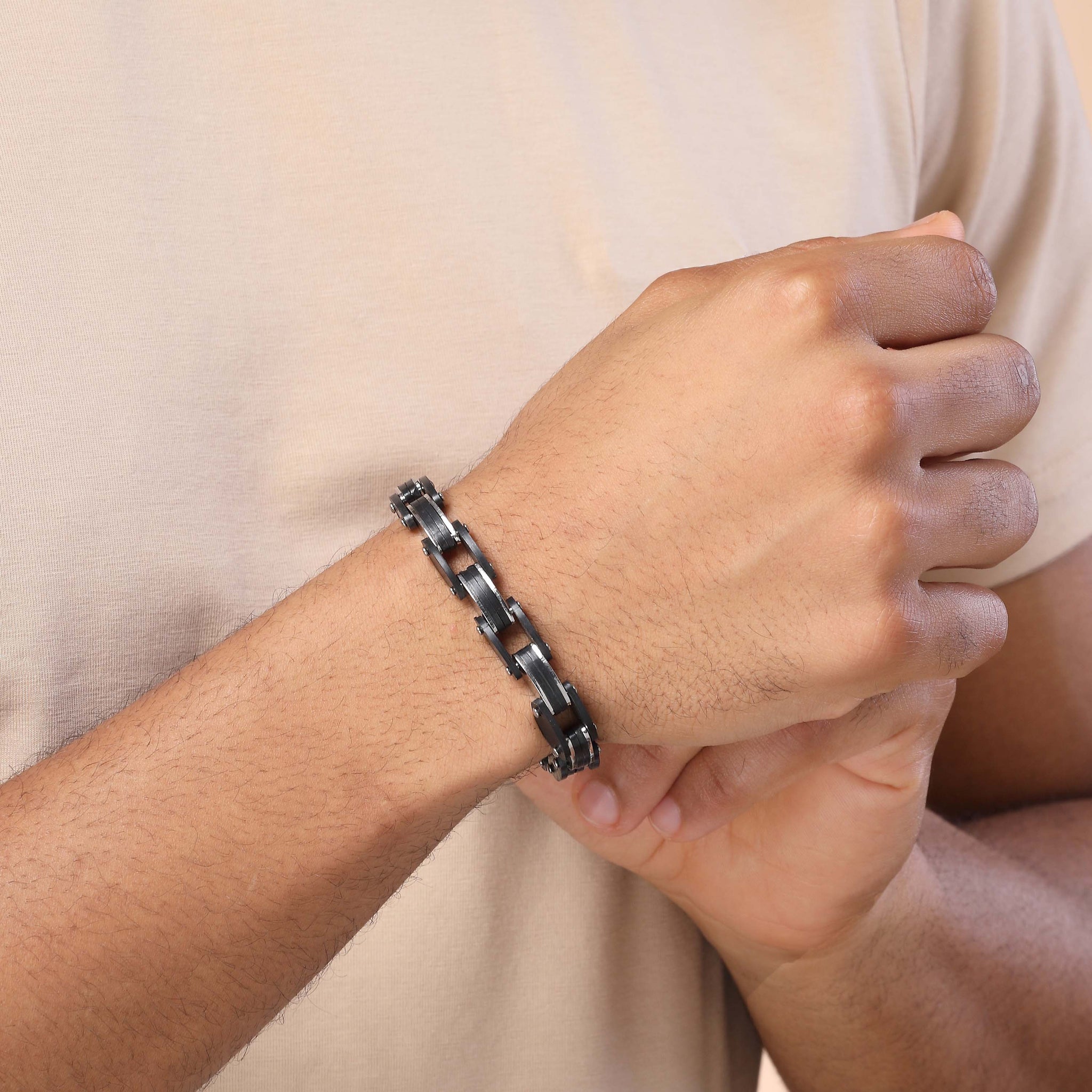 Bohey by KARATCART Black and Silver Link Bracelet for Men