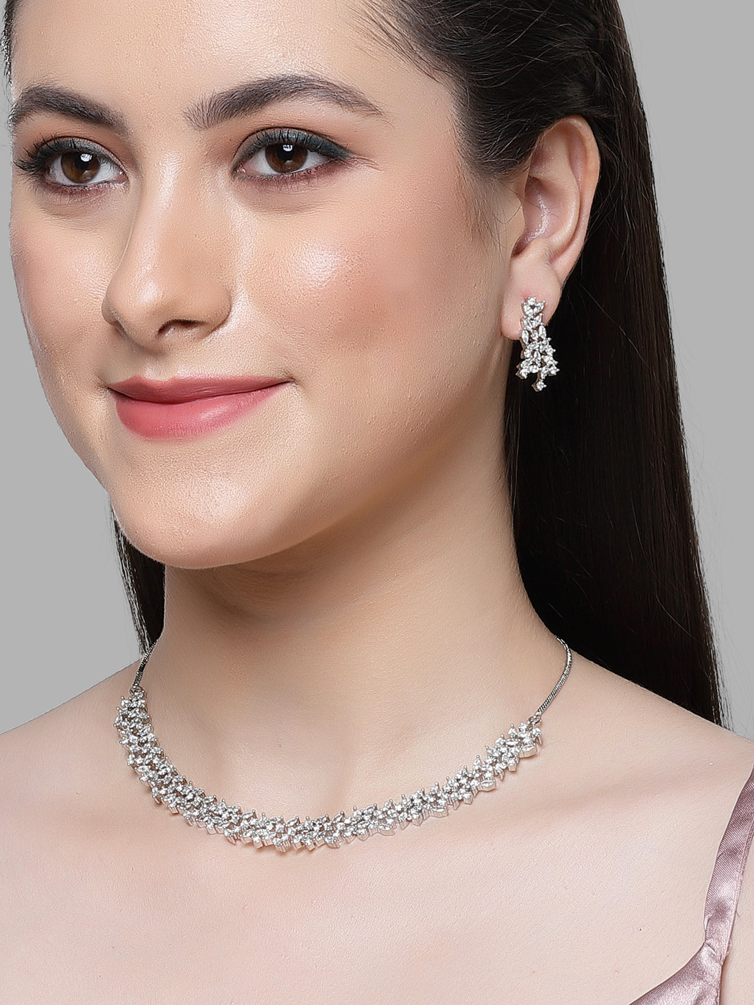 Karatcart Silver Plated White Cubic Zirconia Studded Necklace Set for Women