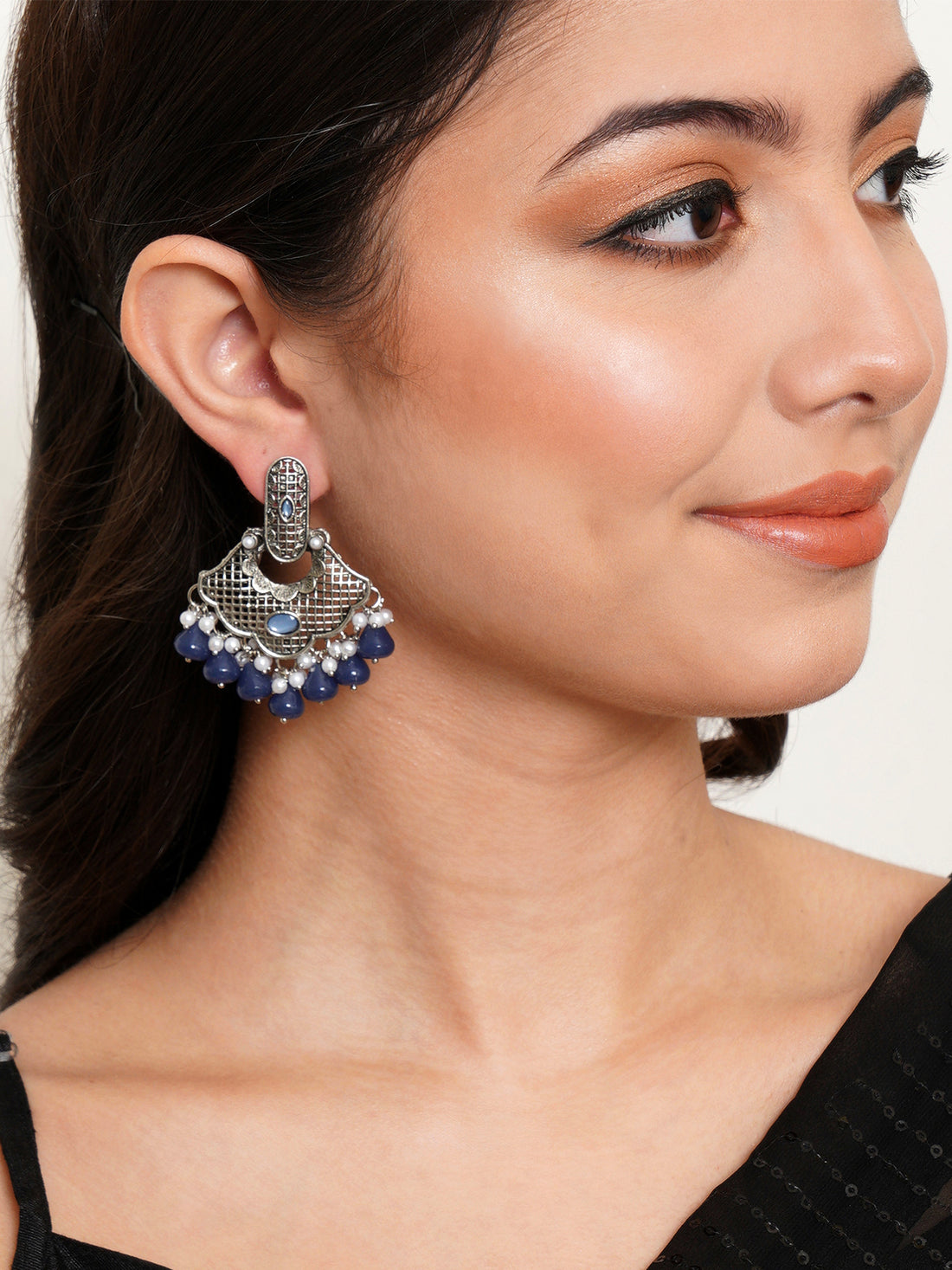 Karatcart Oxidised Silver Blue Monalisa Stone and Pearl Studded Dangler Earrings for Women