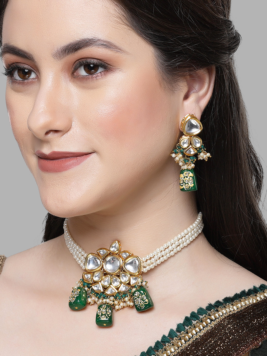 Karatcart Green Tumble Studded Polki Kundan Pearl Choker Necklace Set for Women