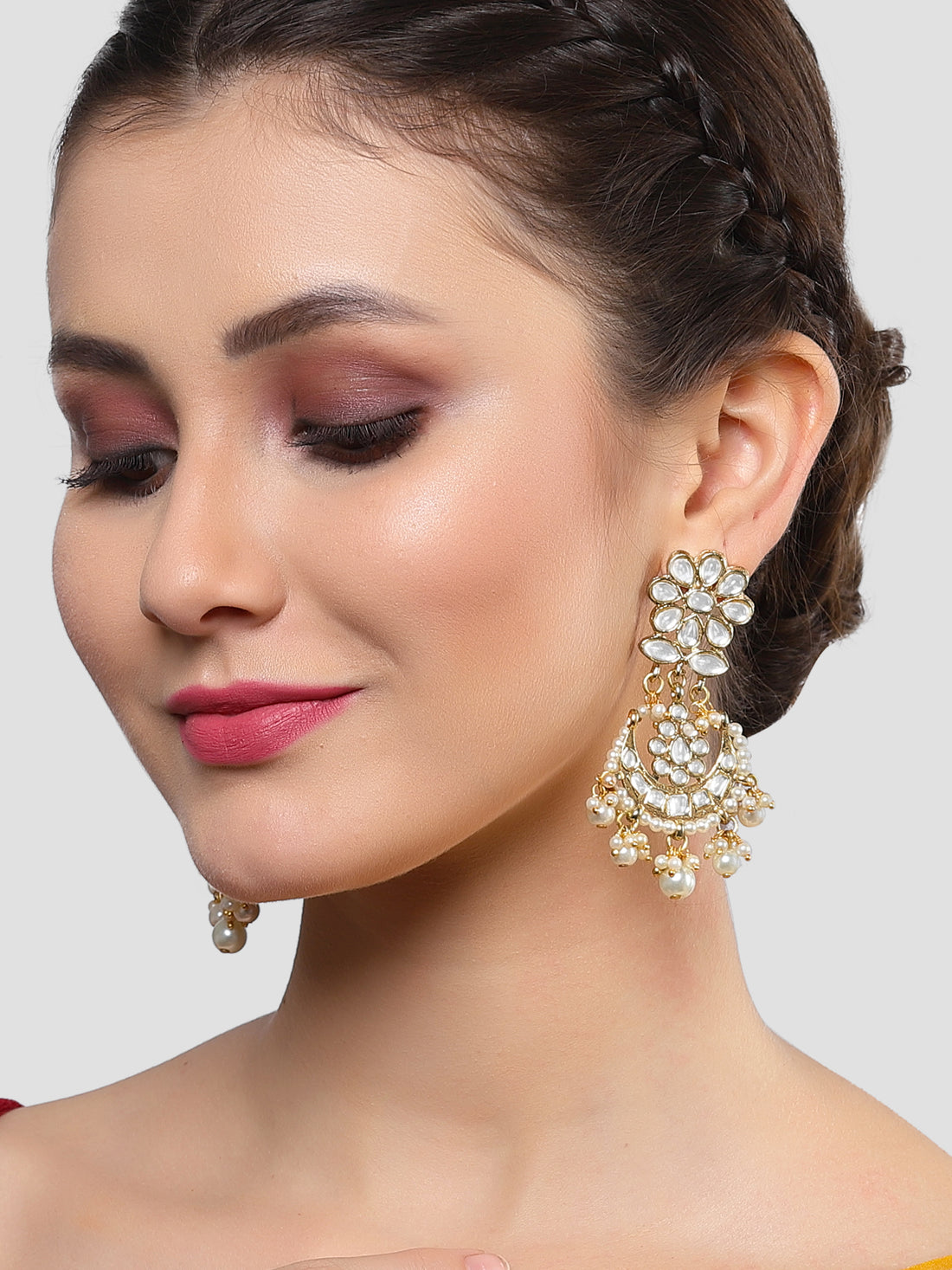 Karatcart Gold Plated Pearl and Floral Kundan Studded Dangler Earrings for Women