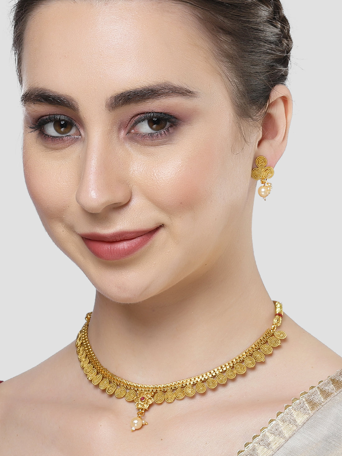 Karatcart Gold Plated Floral Design Red Stone and Pearl Necklace Set for Women