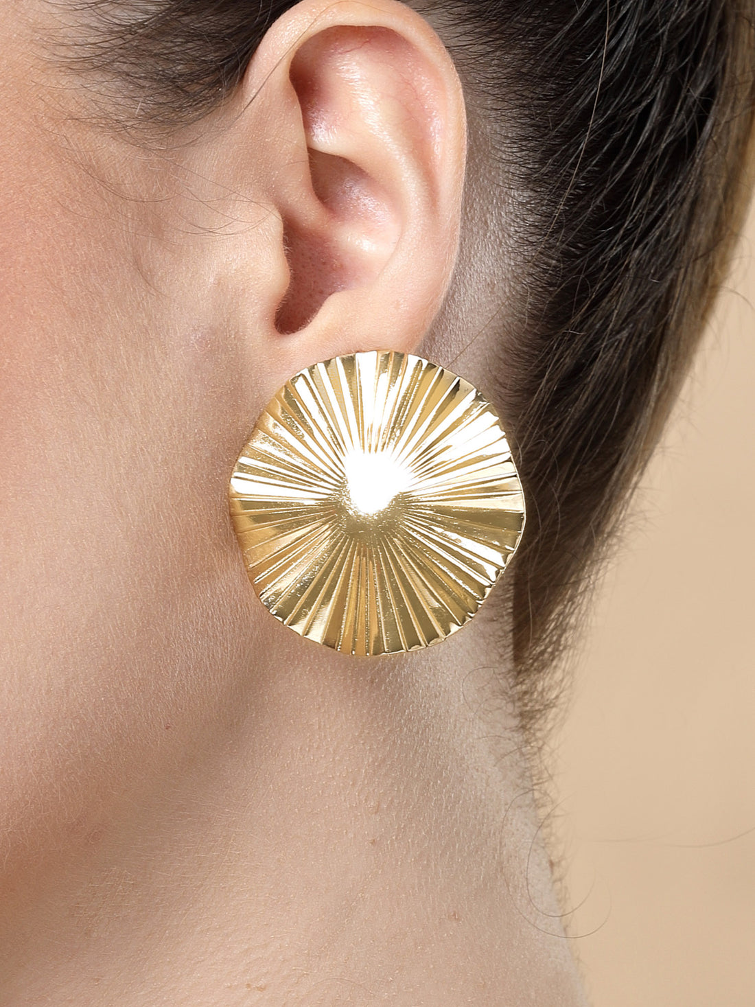 Bohey by KARATCART Gold Plated Organic Design Contemporary Stud Earrings