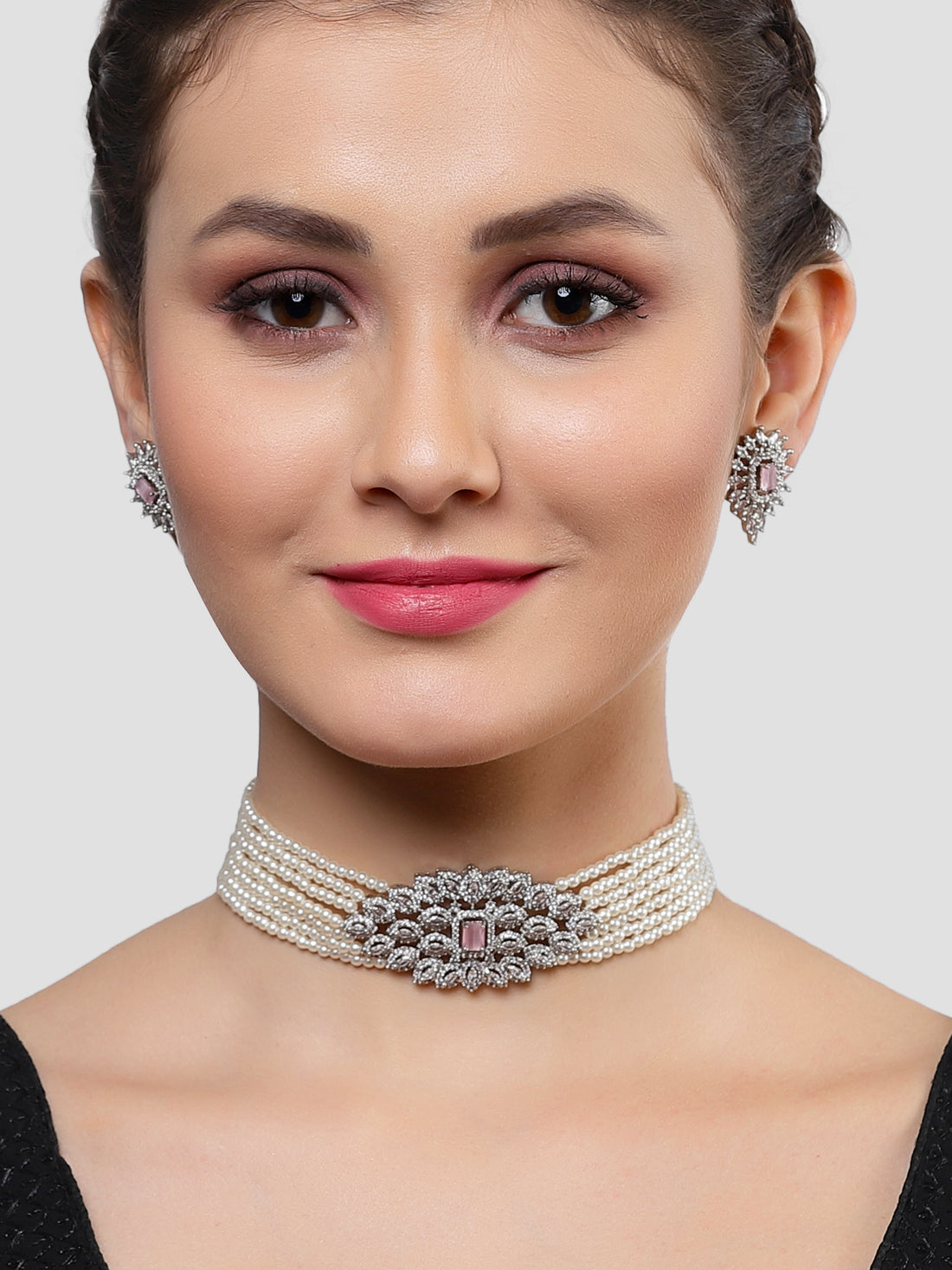 Karatcart Silver Tone Pearl Beaded Pink Cubic Zirconia Choker Necklace Set for Women