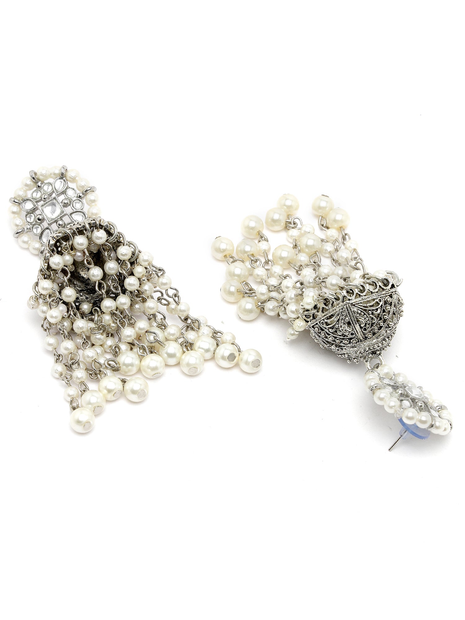 Karatcart Oxidised Silver Pearl Studded Kundan Jhumki Earrings for Women - view 5