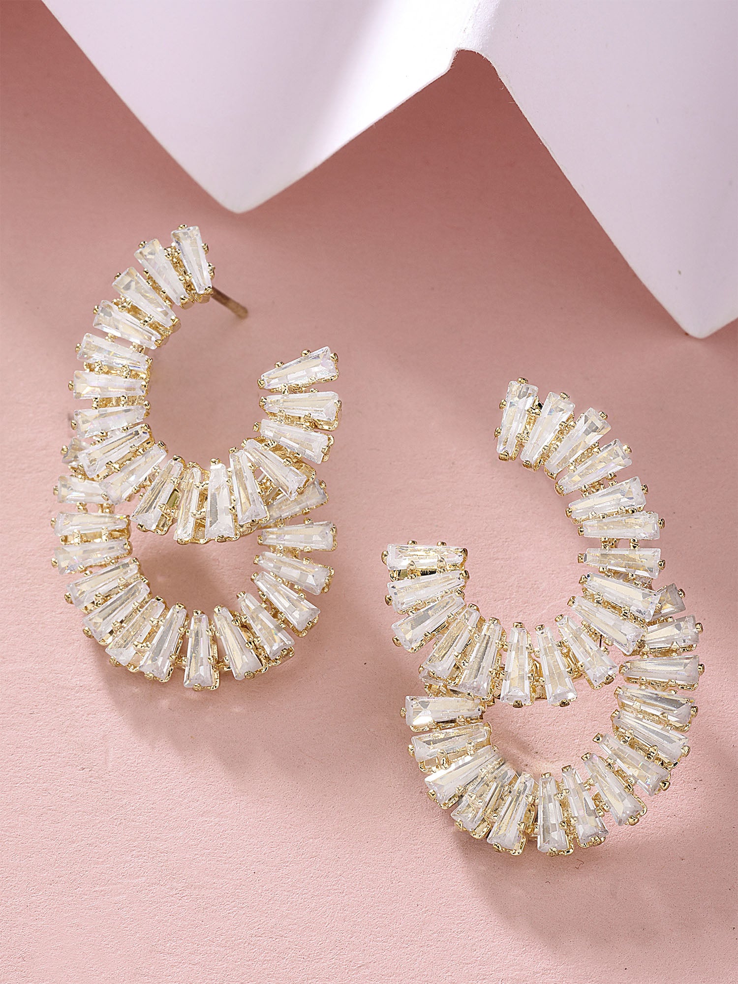 Bohey by KARATCART Gold-Plated Contemporary Gold Studs for Women