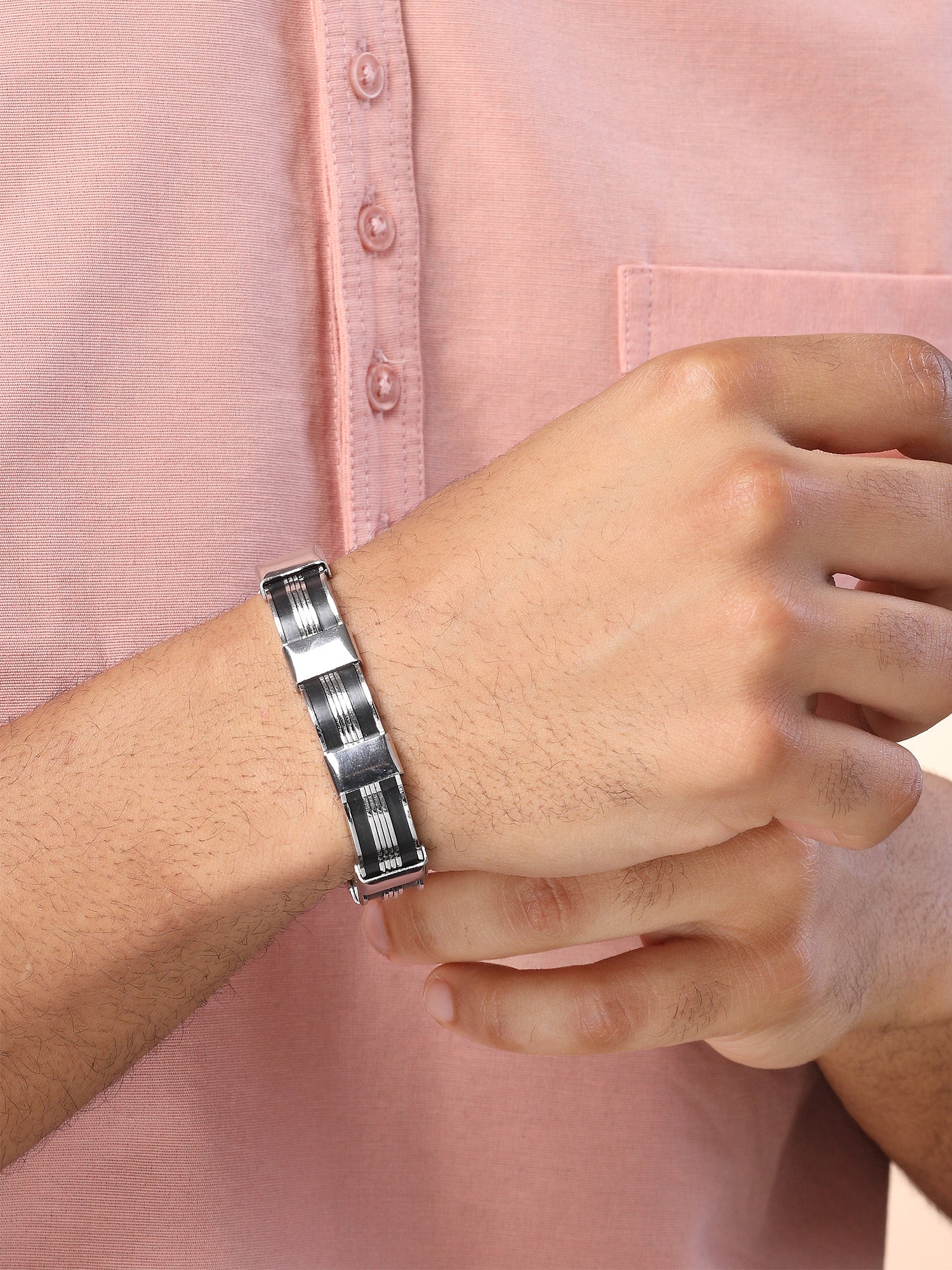 Bohey by KARATCART Silver Tone Chain Chunk Bracelet for Men