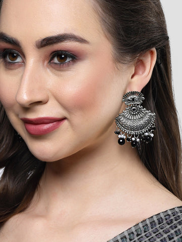 Karatcart Oxidised Silver Black Beads and Stone Studded Dangler Earring for Women