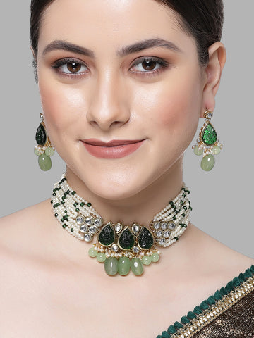 Karatcart Green Carved Stone Studded Pearl Beaded Kundan Choker Necklace Set for Women