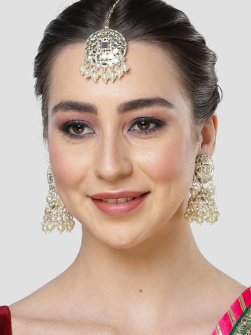 Karatcart Gold Plated Mirror and Pearl Studded Round Jhumki Earring and Maangtikka Set