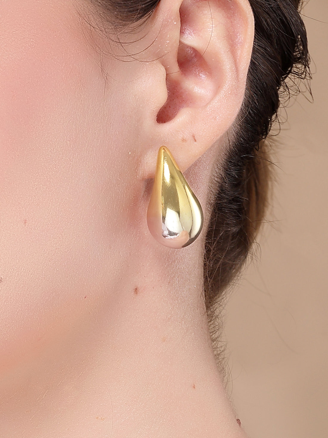 Bohey by KARATCART Gold and Pink Stud Earrings for Women